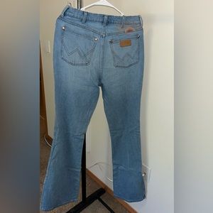 Awesome Wrangler jeans!